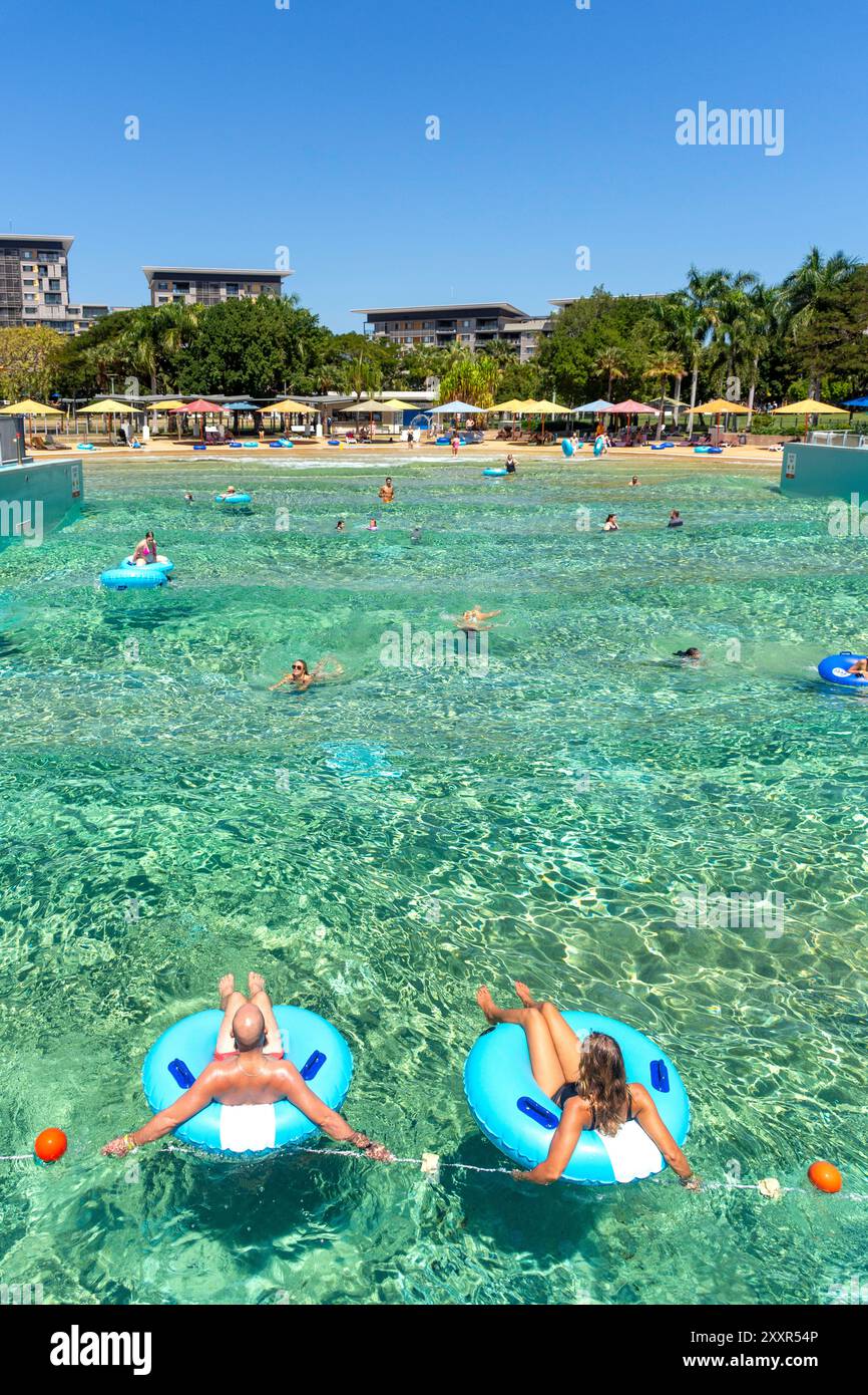 Darwin Wave Lagoon, Darwin Waterfront Precinct, città di Darwin, Northern Territory, Australia Foto Stock
