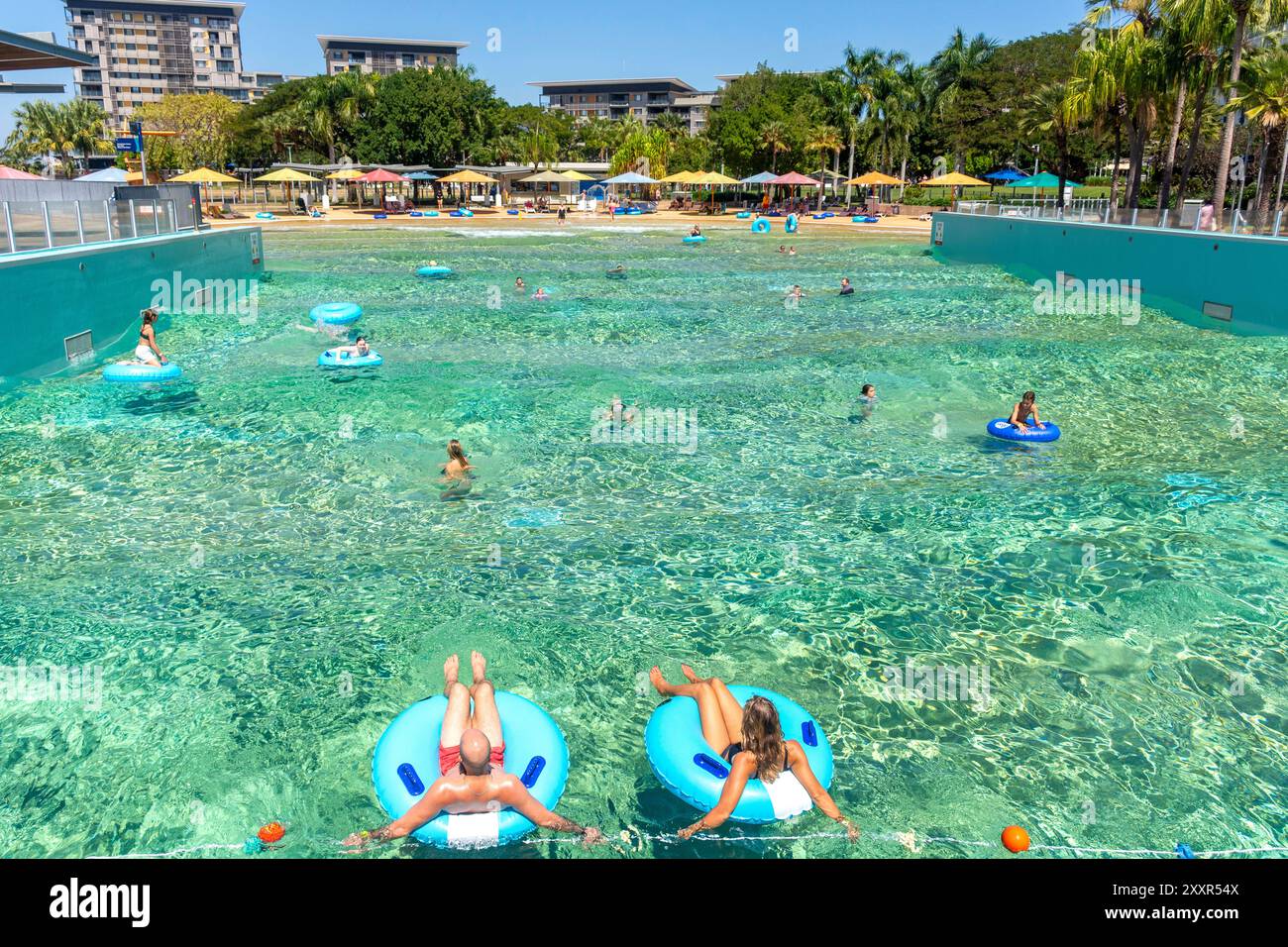 Darwin Wave Lagoon, Darwin Waterfront Precinct, città di Darwin, Northern Territory, Australia Foto Stock