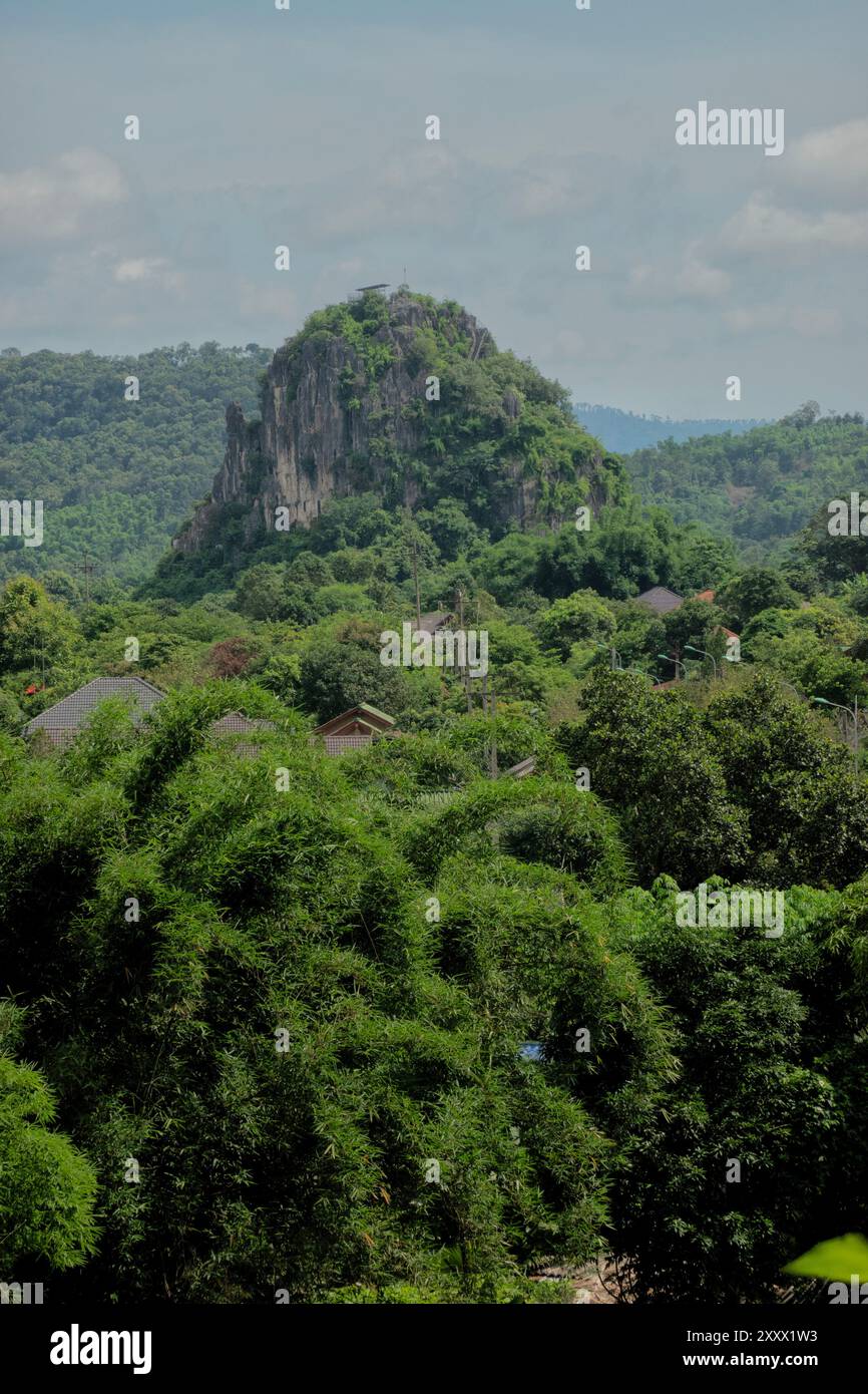 Picco e punto panoramico Phou Nang, Vieng Xai (Viengxay), Houaphanh, Laos Foto Stock