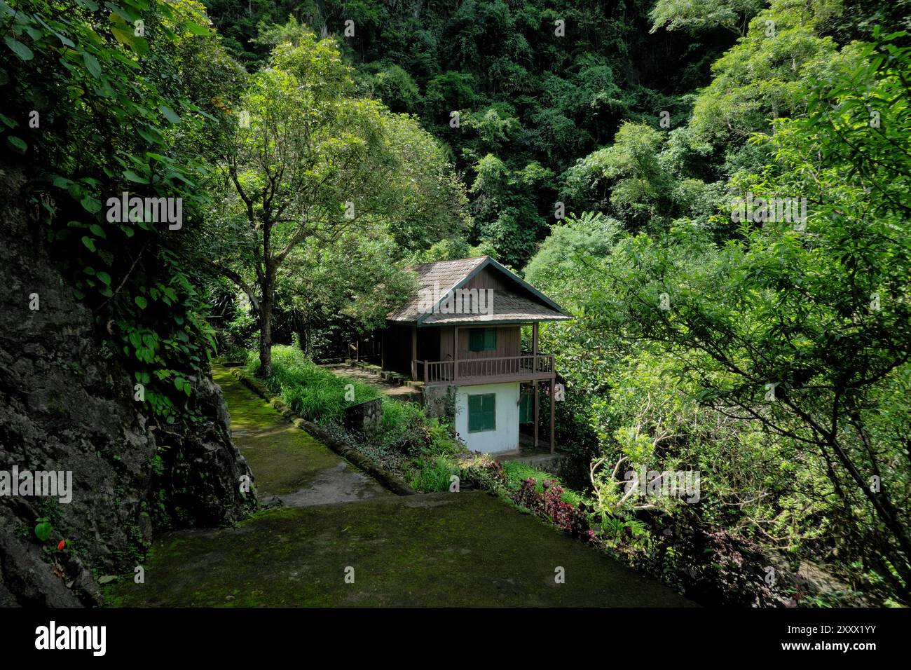 Residenza del principe Souphanouvong presso le grotte di Vieng Xai, Viengxay, Houaphanh, Laos Foto Stock