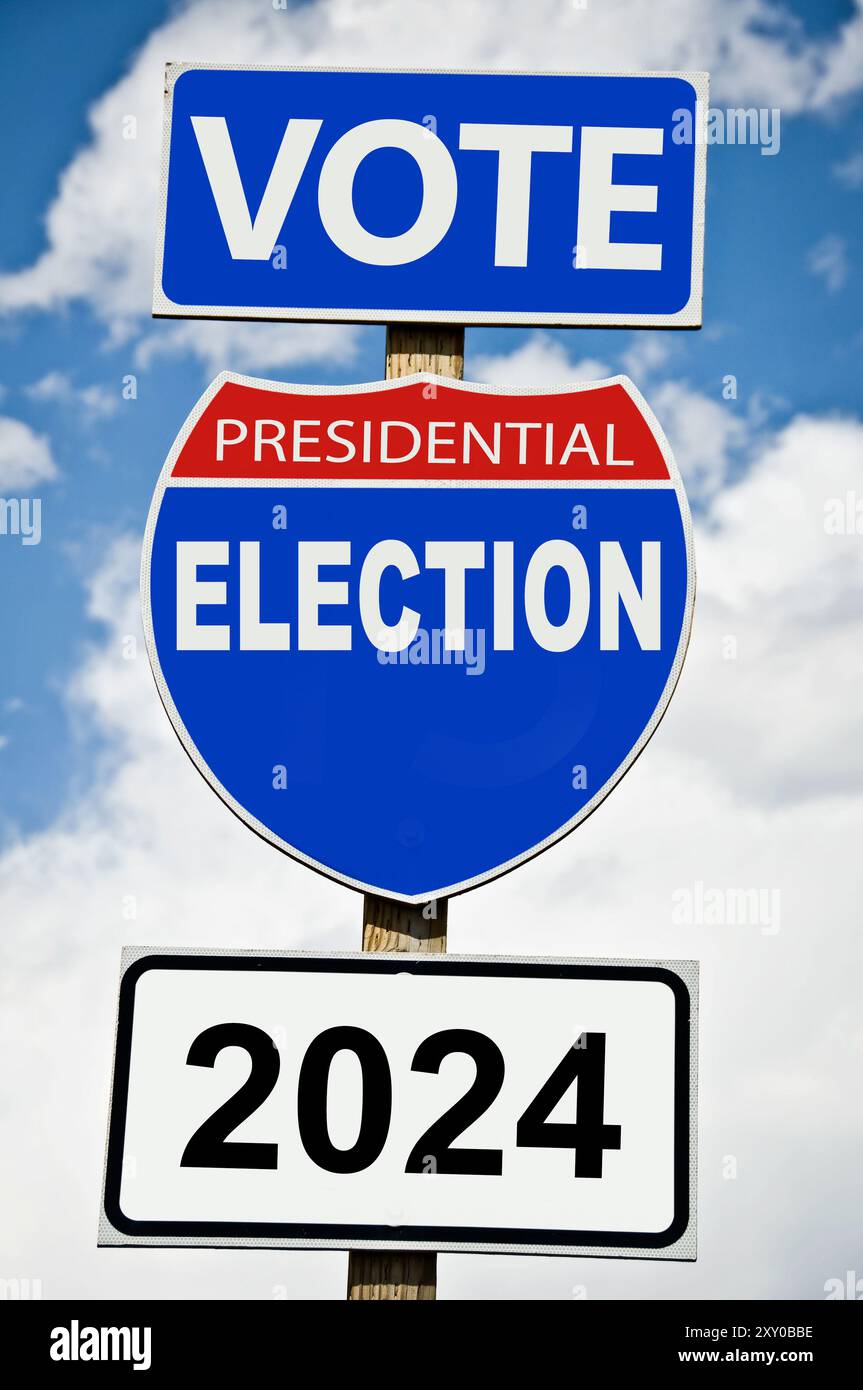 Voto elettorale presidenziale DEGLI STATI UNITI 2024 scritto sul roadsign americano Foto Stock