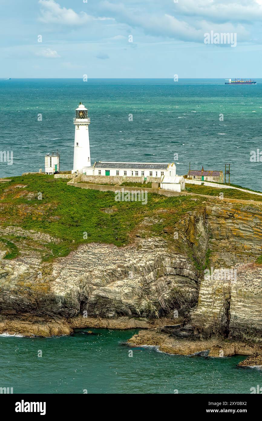 Faro di South Stack, Holy Island, Anglesey, Galles Foto Stock