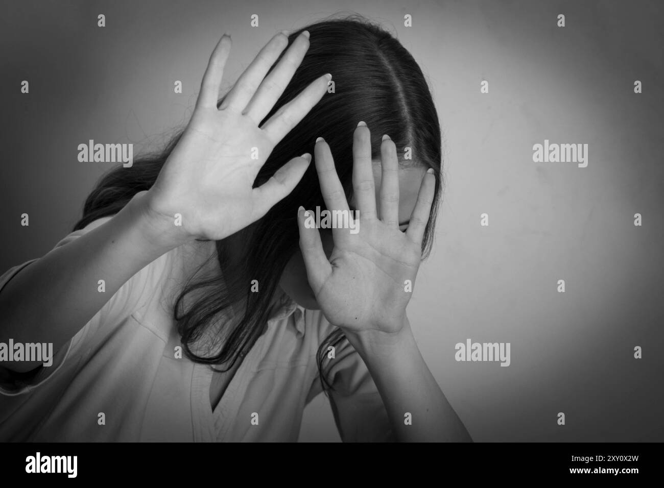 fermare la violenza contro le donne o la violenza di genere, l'abuso di potere fermare la violenza contro le donne o la violenza di genere Foto Stock