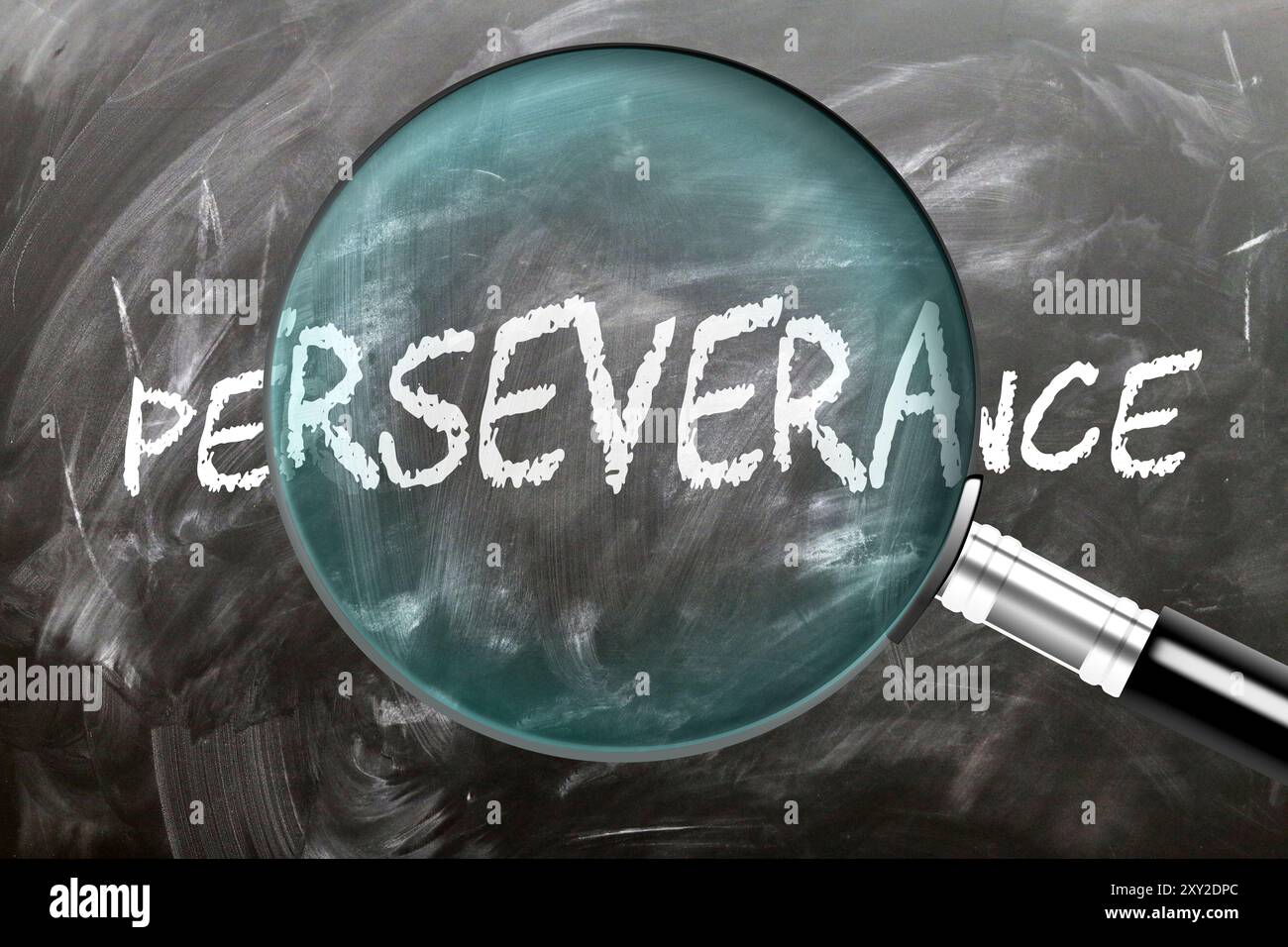 Perseveranza - impararlo, studiarlo e ispezionarlo. Un'occhiata più da vicino alla perseveranza. Una lente d'ingrandimento che ingrandisce la parola "perseveranza" scritta su un nero Foto Stock