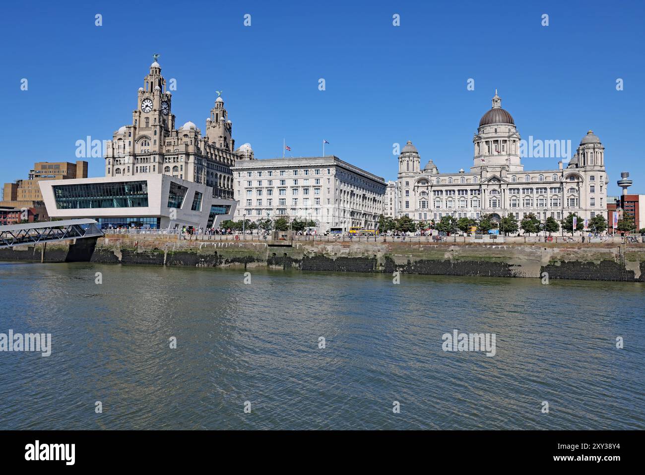 The Three Graces, Liverpool Waterfront, Inghilterra Foto Stock