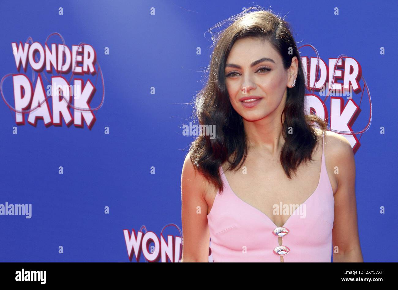 Mila Kunis alla prima mondiale di 'Wonder Park' tenutasi al Regency Bruin Theatre di Westwood, USA il 10 marzo 2019 Foto Stock