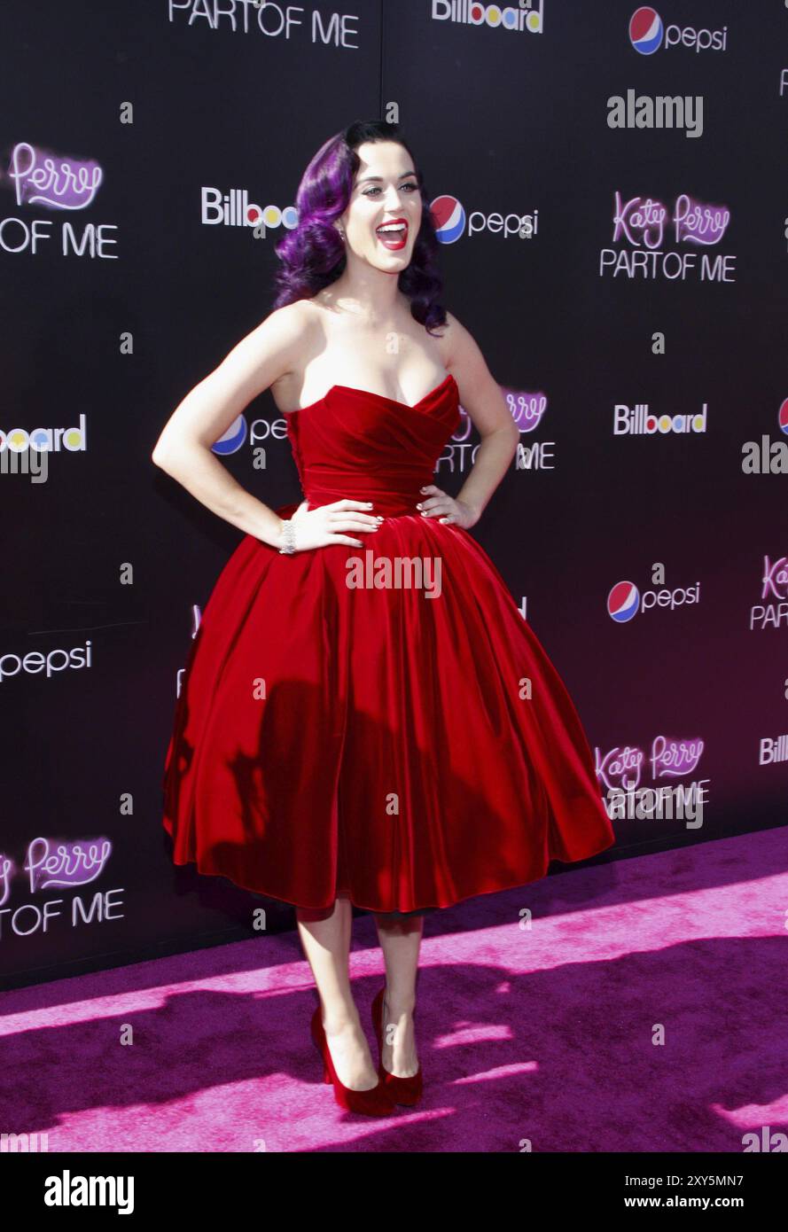 Katy Perry alla prima di Los Angeles di "Katy Perry: Part of me" tenutasi al Grauman's Chinese Theater di Hollywood, USA, il 26 giugno 2012 Foto Stock