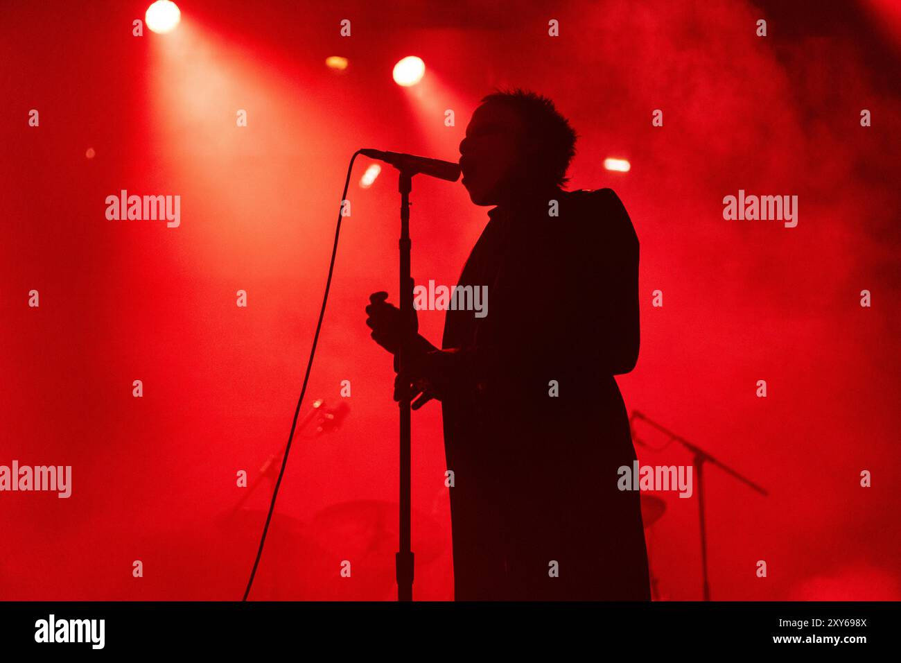 Yves Tumor in concerto al Castello Sforzesco di Milano. Foto di Davide Merli | Alamy Foto Stock