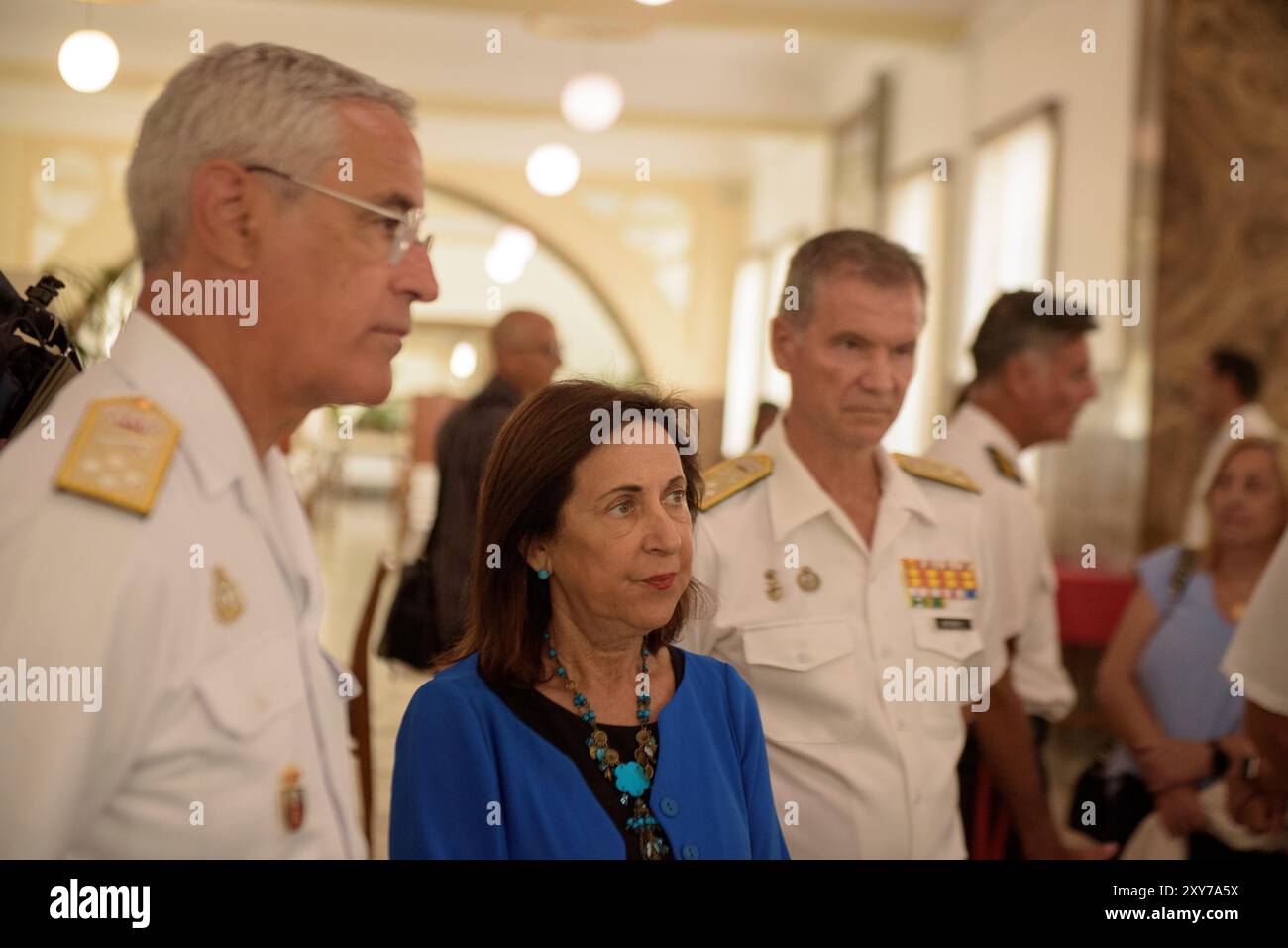 Marin, Pontevedra, Spagna. 28 agosto 2024. Il Ministro Margarita Robles visita le strutture della Scuola Navale di Marin, dove sua altezza reale la Principessa Leonor entrerà domani per completare il suo secondo ciclo di addestramento militare. Credito. Xan Gasalla / alamy Live News. Foto Stock