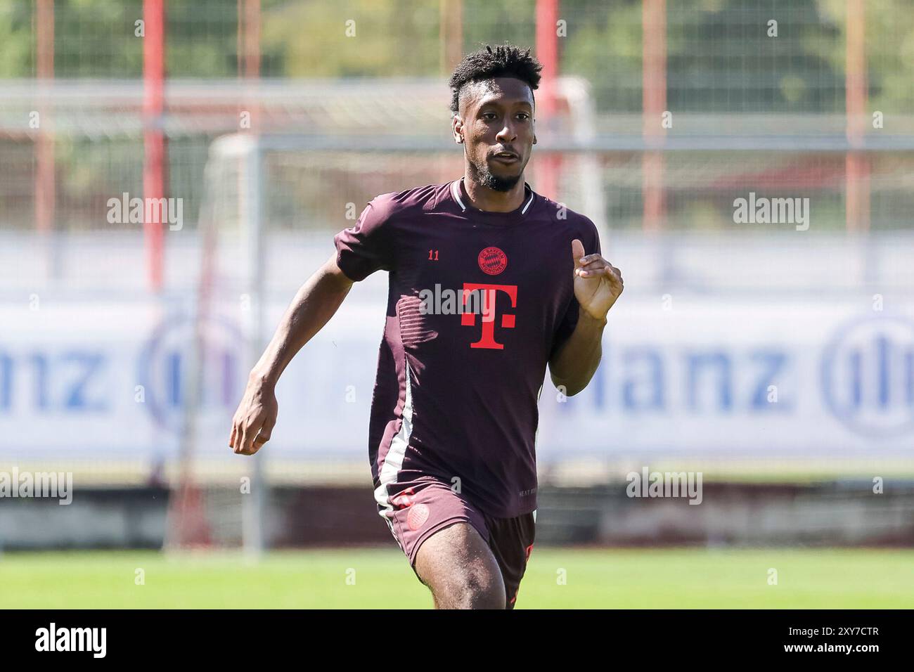 Monaco, Germania. 28 agosto 2024. Kingsley Coman (FC Bayern Muenchen, 11), Oeffentliches Training, FC Bayern Muenchen, Fussball, Saison 24/25, 28.08.2024, foto: Eibner-Pressefoto/Jenni Maul credito: dpa/Alamy Live News Foto Stock