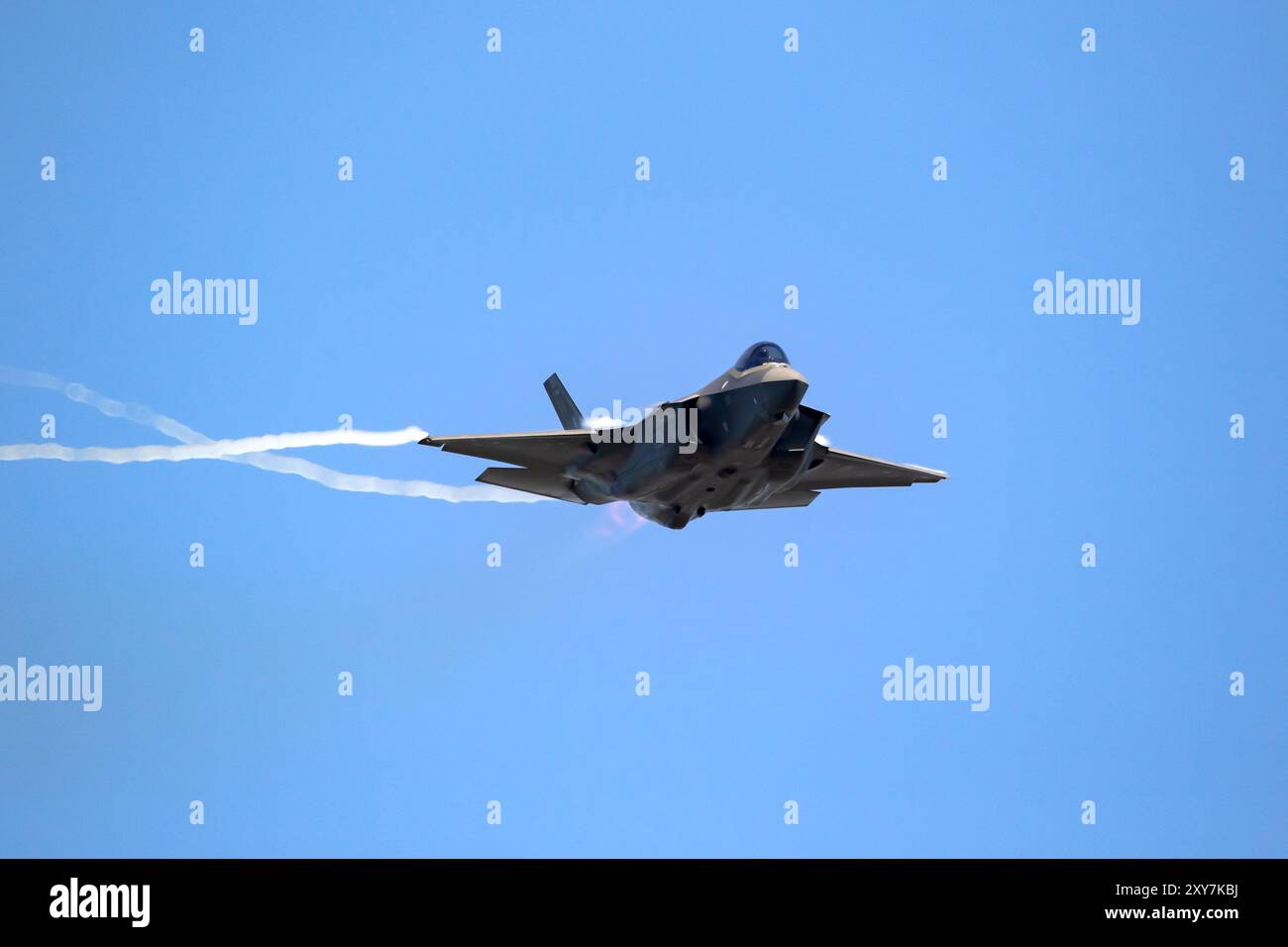 US Air Force 495th Fighter Squadron Lockheed Martin F-35 Lightning II da combattimento dalla base aerea di Lakenheath in volo sopra la base aerea di Kleine Brogel. PE Foto Stock