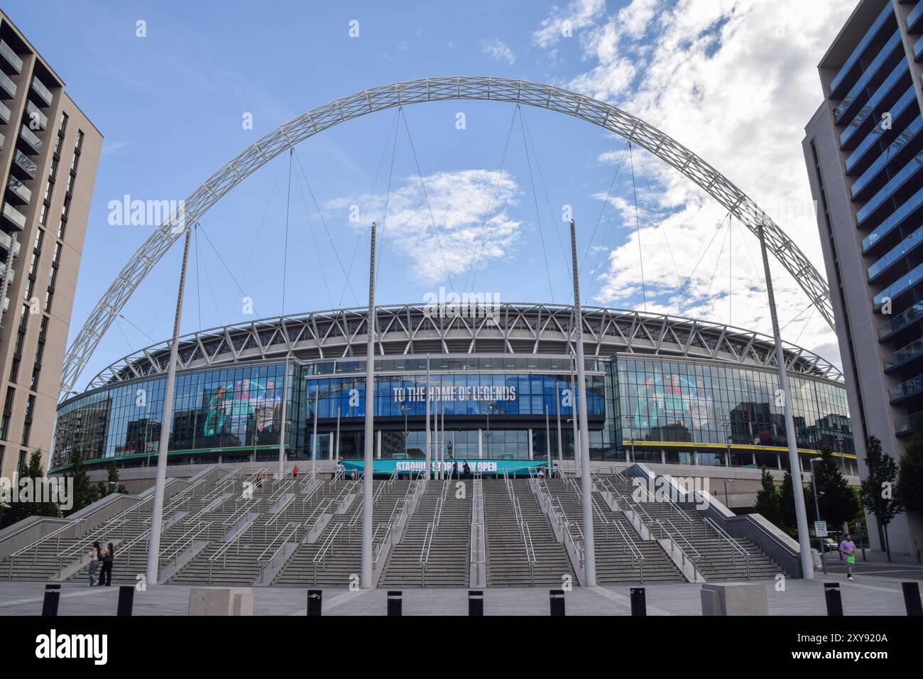 Londra, Regno Unito. 28 agosto 2024. Vista esterna diurna dello stadio di Wembley. Credito: Vuk Valcic/Alamy Foto Stock