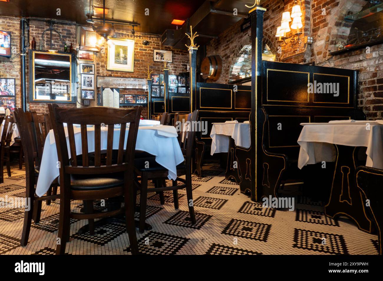 Pete's Tavern nel quartiere di Gramercy Park è operativo dal 1864, New York City, USA 2024 Foto Stock