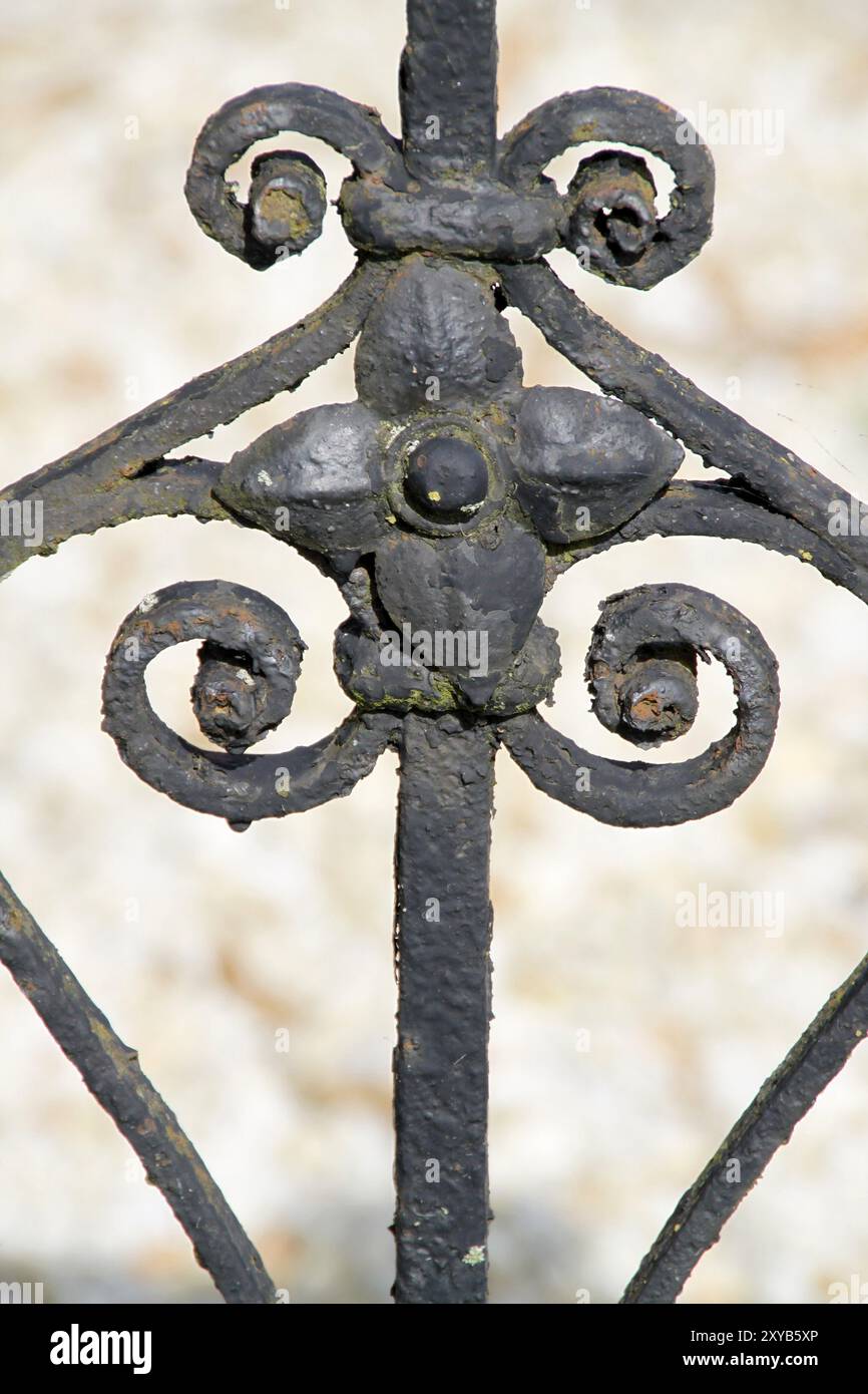 Particolare di una recinzione in ferro battuto Foto Stock