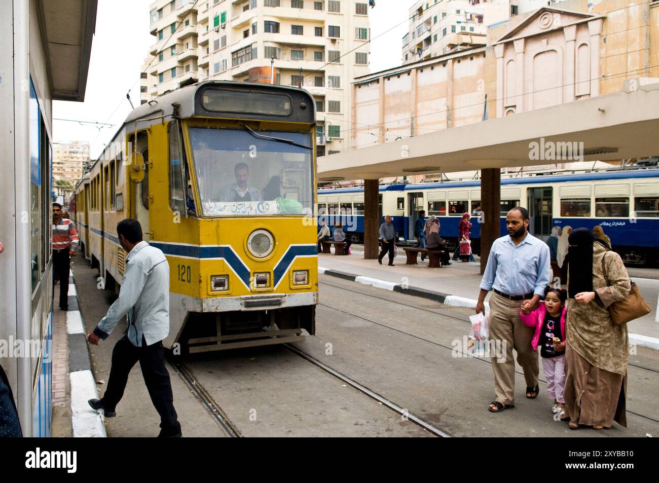 Il tram in Alessandria, Egitto. Foto Stock