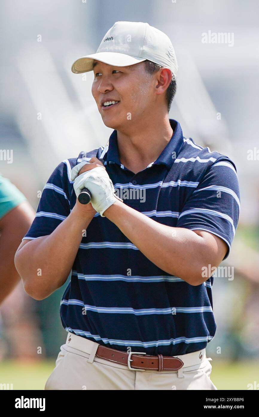 Atlanta, Georgia, Stati Uniti. 28 agosto 2024. Luke Kwon sul campo pratica prima del Creator Classic Tour Championship 2024 presentato da Blackstone all'East Lake Golf Club. (Credit Image: © Debby Wong/ZUMA Press Wire) SOLO PER USO EDITORIALE! Non per USO commerciale! Foto Stock