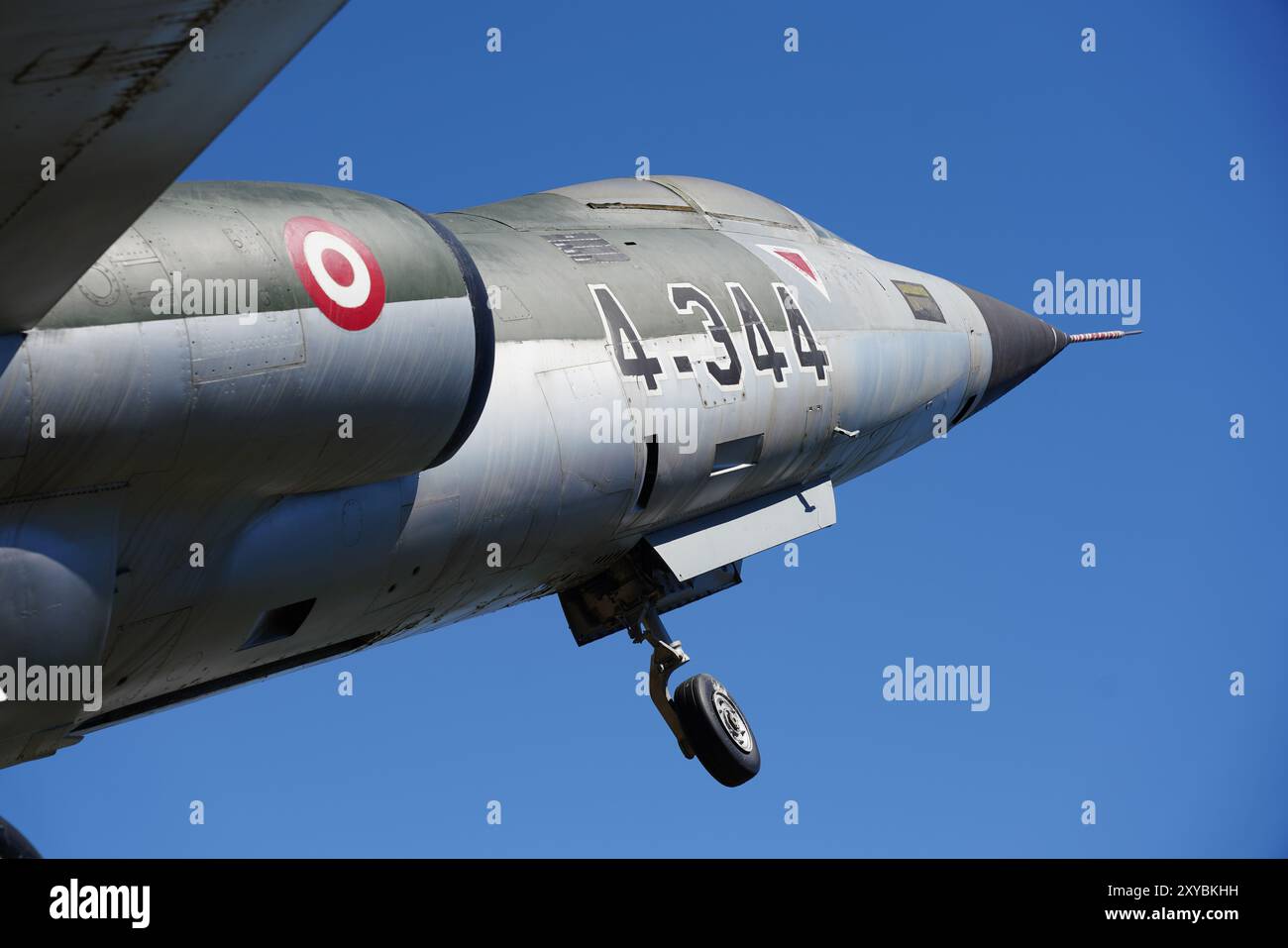ISTANBUL, TURKIYE - 01 GIUGNO 2024: Turkish Air Force Lockheed F-104G Starfighter (6043) esposto al Istanbul Aviation Museum Foto Stock