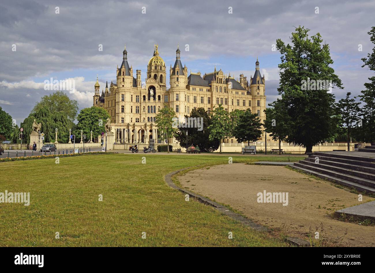 Europa, Germania, Meclemburgo-Pomerania occidentale, Schwerin, Castello di Schwerin, costruito tra il 1845 e il 1857 nello stile dello storicismo romantico, oggi il Foto Stock