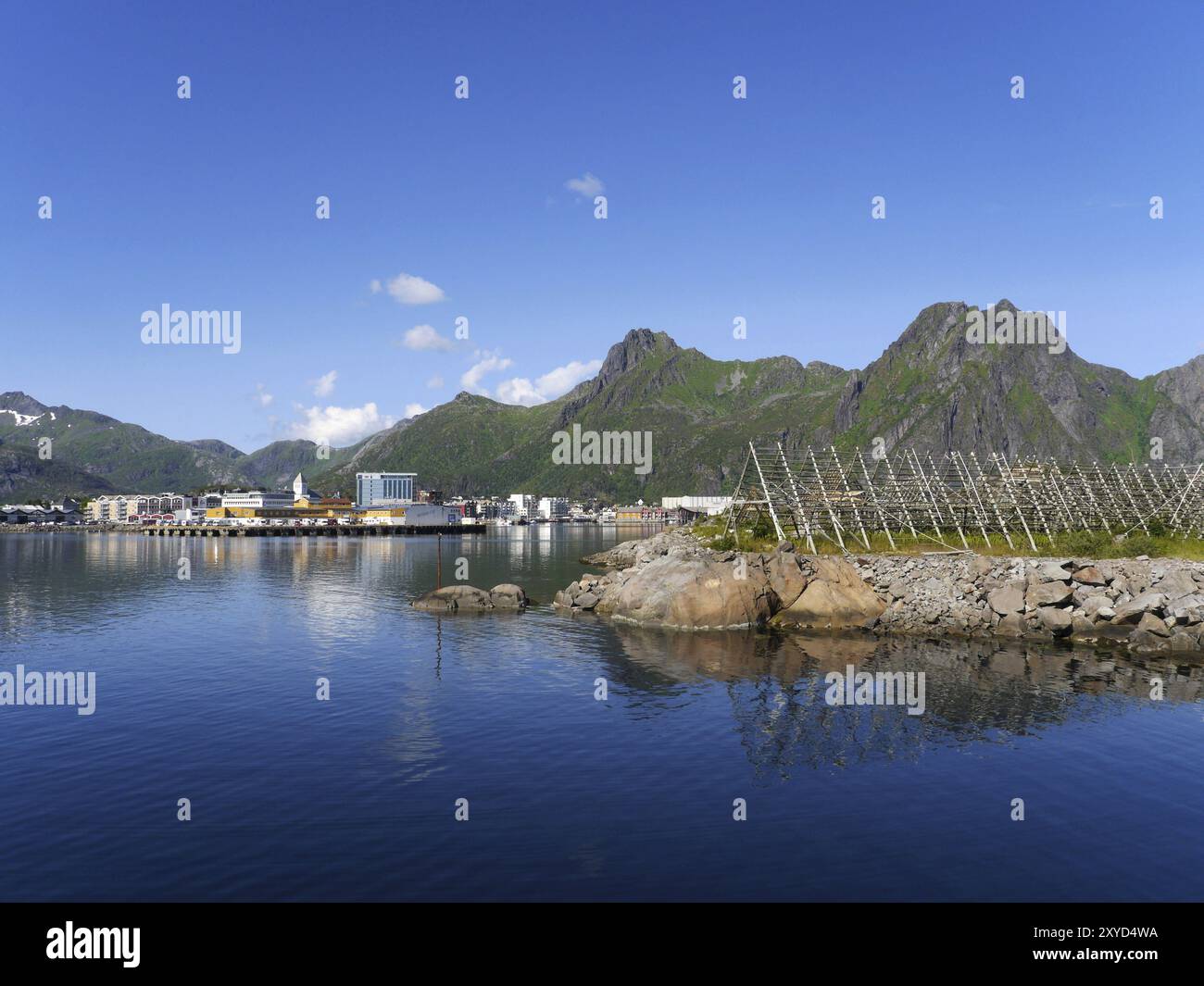 Svolvaer sull'isola Lofoten di Austvagoy su Vestfjor Foto Stock
