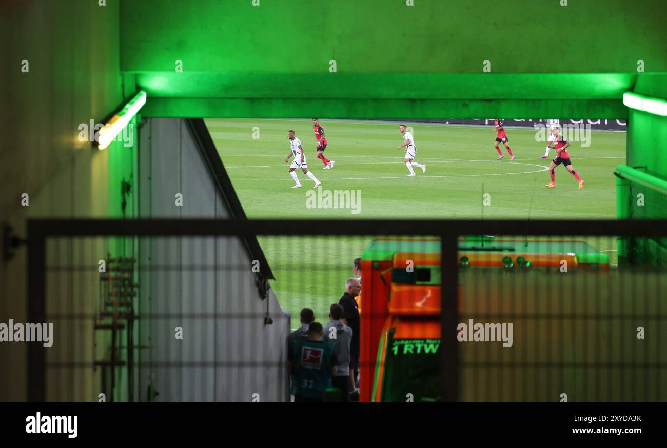 firo : 23.08.2024, calcio, calcio, 1. Campionato, 1. Bundesliga, stagione 2024/2025, VfL Borussia Monchengladbach Gladbach - Bayer Leverkusen tunnel di ingresso Foto Stock