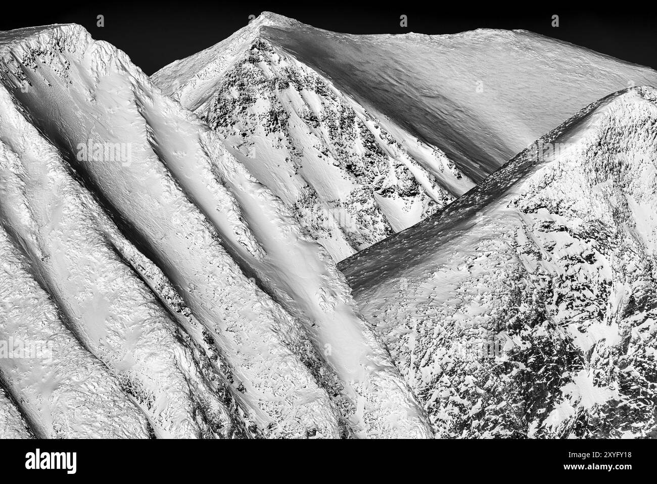 Picco montuoso nella valle di Stuor Reaiddavaggi, Kebnekaisefjaell, Norrbotten, Lapponia, Svezia, marzo 2014, Europa Foto Stock