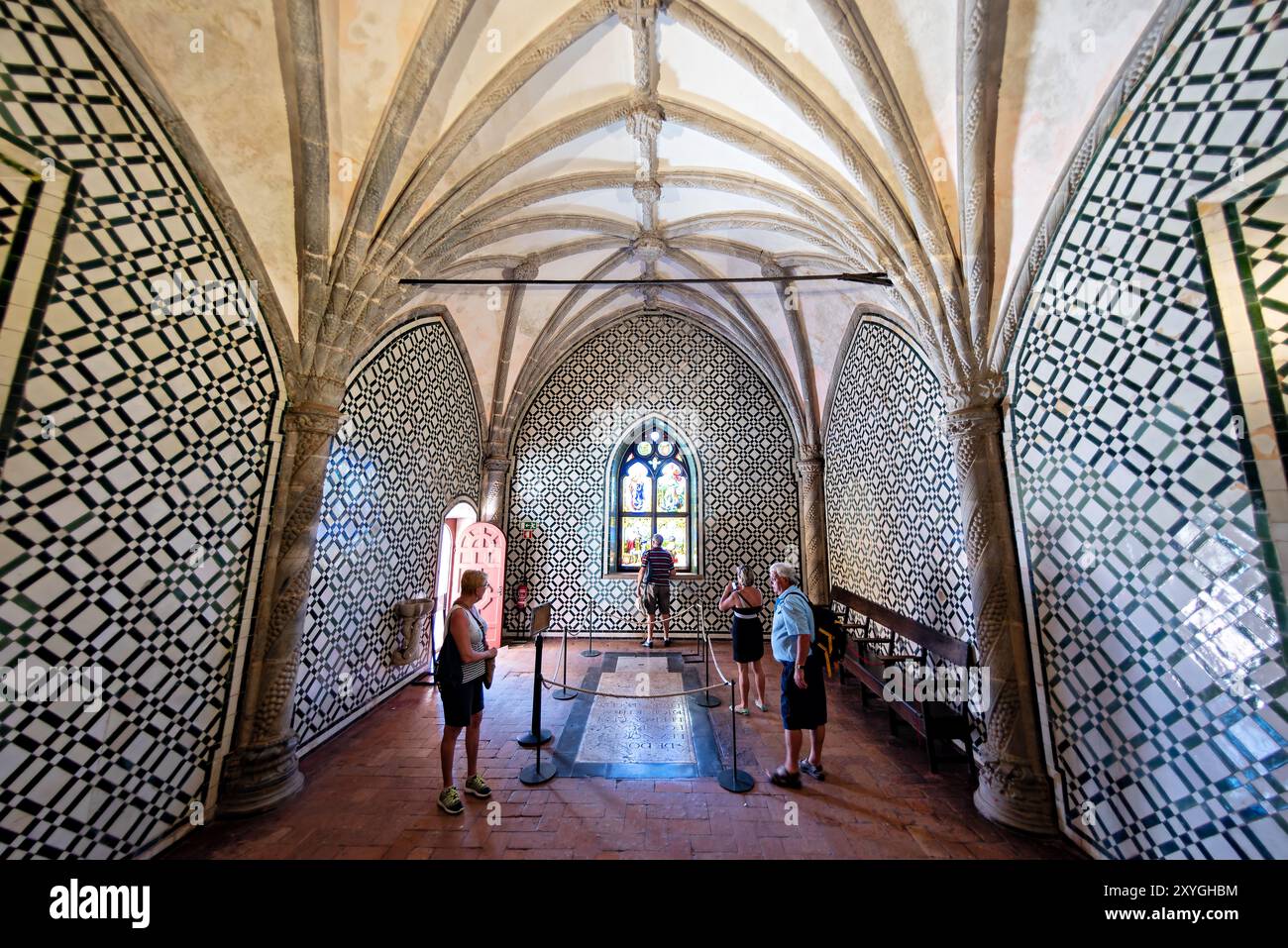 Cappella al Palácio da pena. Parte originale del primo monastero dei monaci geronimiti. Alabastro retabile di Nicolau Chanterene (sedicesimo secolo) Foto Stock