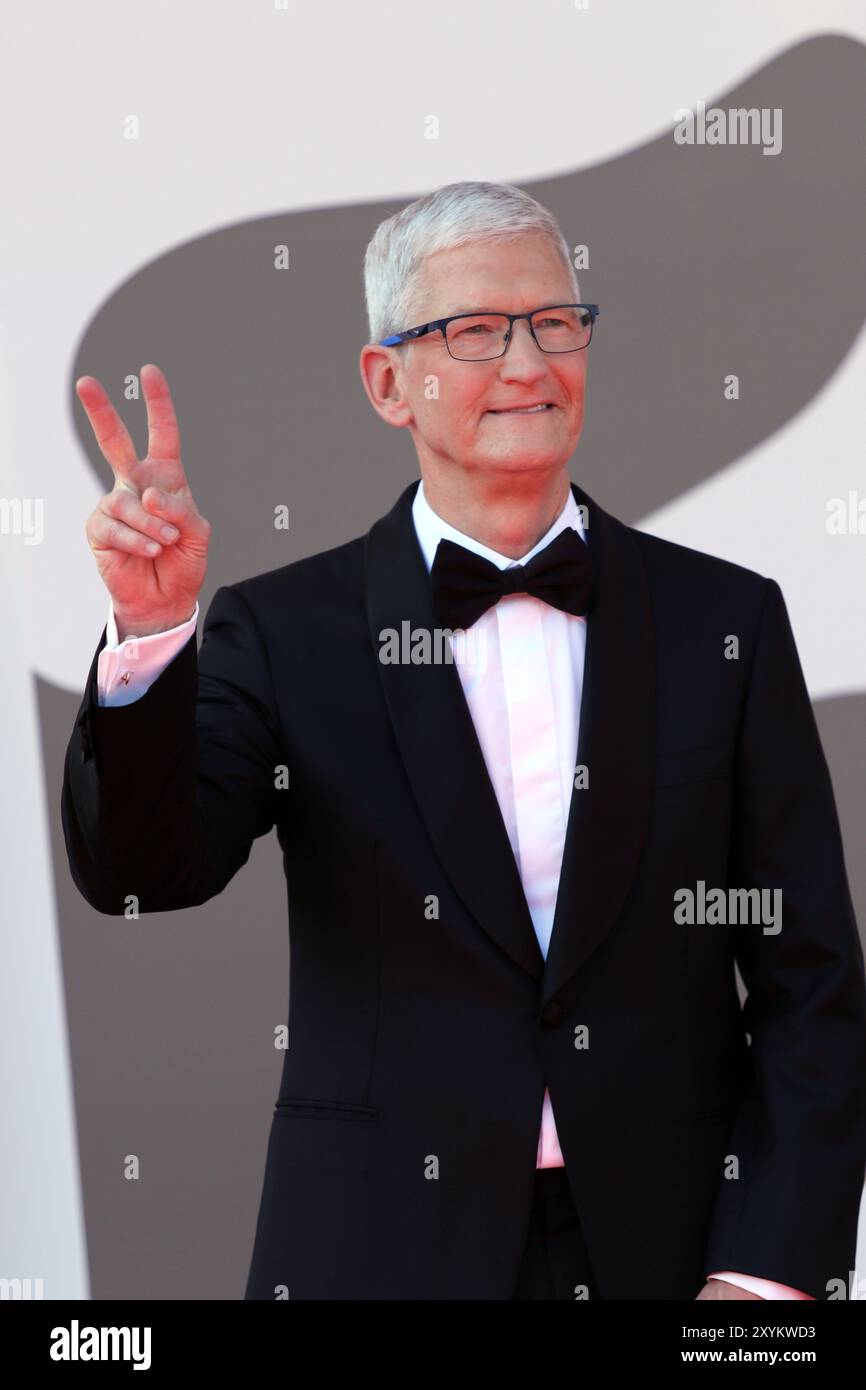 Italia, Lido di Venezia, 29 agosto 2024: Tim Cook frequenta un Red carpet per "Disclaimer" durante la 81a Mostra Internazionale d'Arte cinematografica di Venezia il 29 agosto 2024 a Venezia. Foto Ottavia da Re/sintesi/Alamy Live News Foto Stock