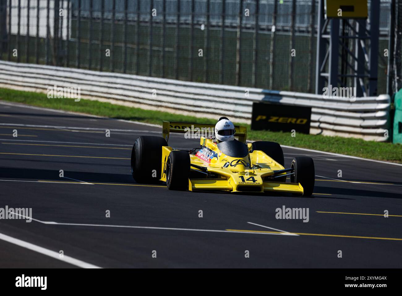 Copersucar F5A - Ford Cosworth - Fittipaldi Automotive dal campionato del mondo di F1 1978 e 1979, azione durante il Gran Premio di Formula 1 Pirelli dâItalia 2024, Gran Premio d'Italia 2024, 16° round del Campionato del mondo di Formula 1 2024 dal 30 agosto al 1° settembre 2024 sull'autodromo Nazionale Monza, a Monza, Italia crediti: Independent Photo Agency/Alamy Live News Foto Stock