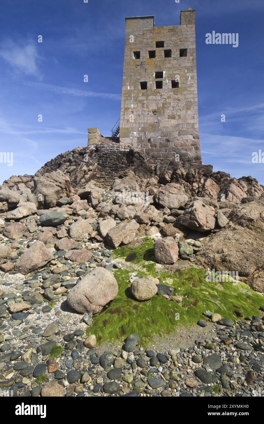 Seymour Tower al largo dell'Isola del Canale di Jersey, Regno Unito Foto Stock