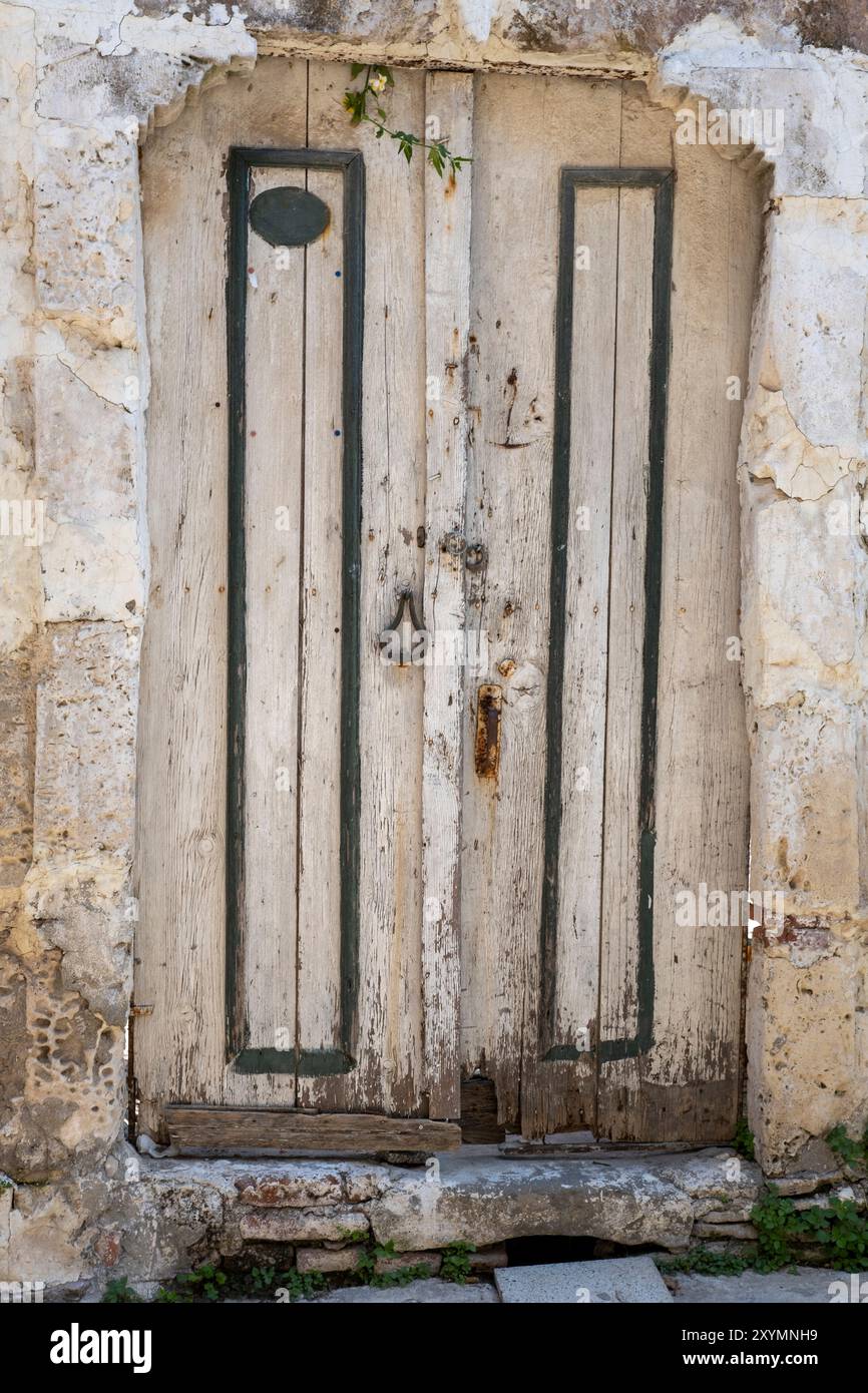 Porta in legno retrò vecchio stile Foto Stock