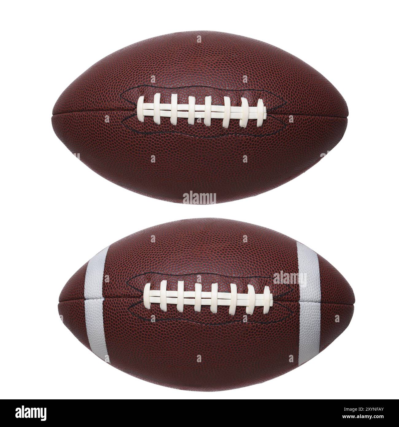 Due palloni da calcio in stile americano su bianco. Uno in stile professionale e uno in stile college con strisce isolate sul bianco. Foto Stock