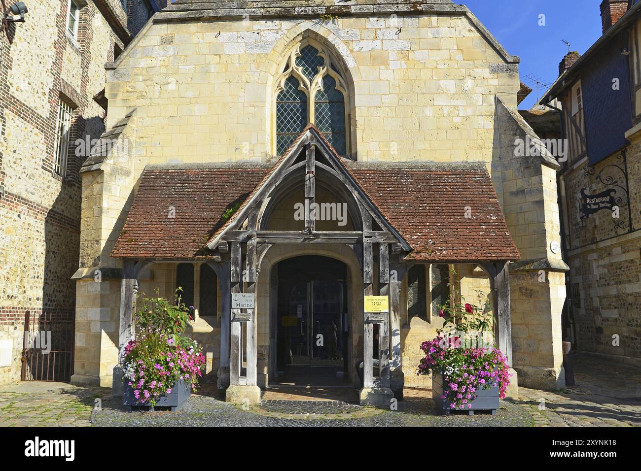 Ex chiesa trasformata in museo. Honfleur-Normandy Foto Stock