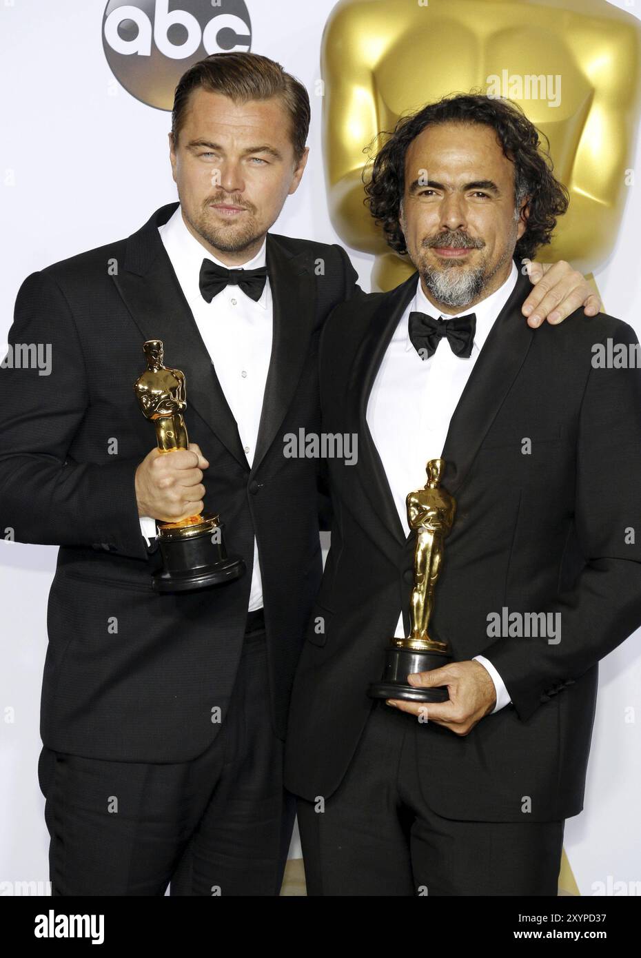 Alejandro Gonzalez Inarritu e Leonardo DiCaprio al 88° Annual Academy Awards, Press Room, tenutosi presso il Loews Hollywood Hotel di Hollywood, USA, in data Foto Stock