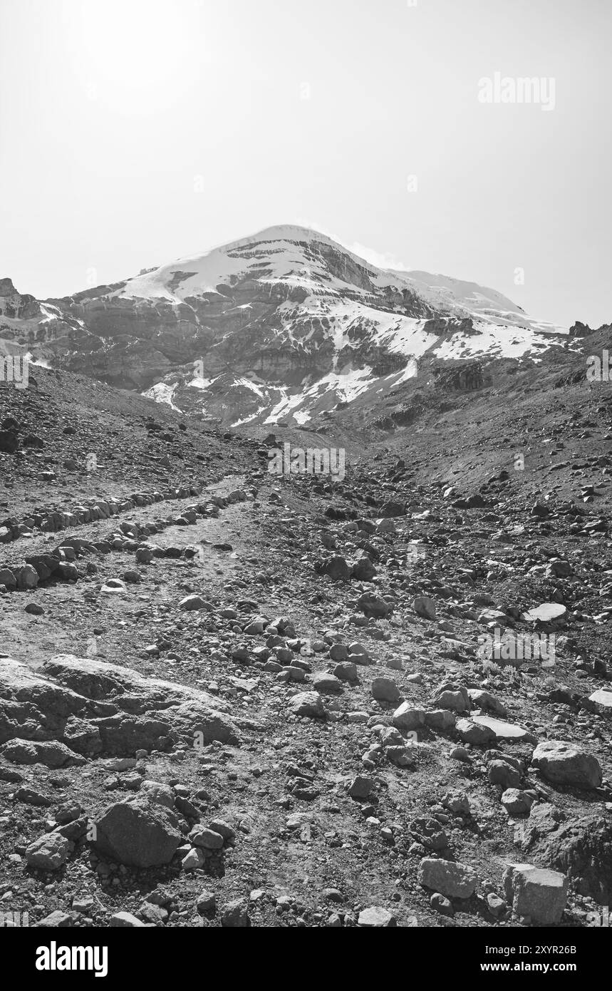 Sentiero per il vulcano Chimborazo, Ecuador. Foto Stock