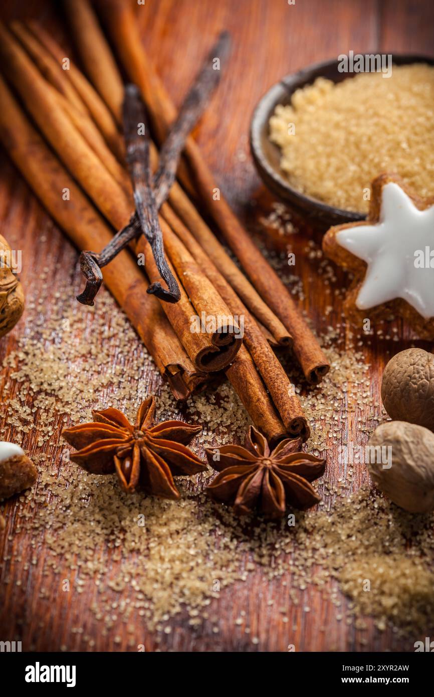 La cottura Ingredienti e spezie per biscotti di Natale Foto Stock