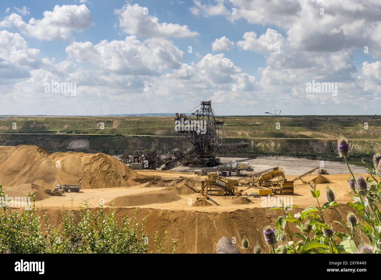 Deposito di ghiaia sul bordo della miniera a cielo aperto Garzweiler Foto Stock