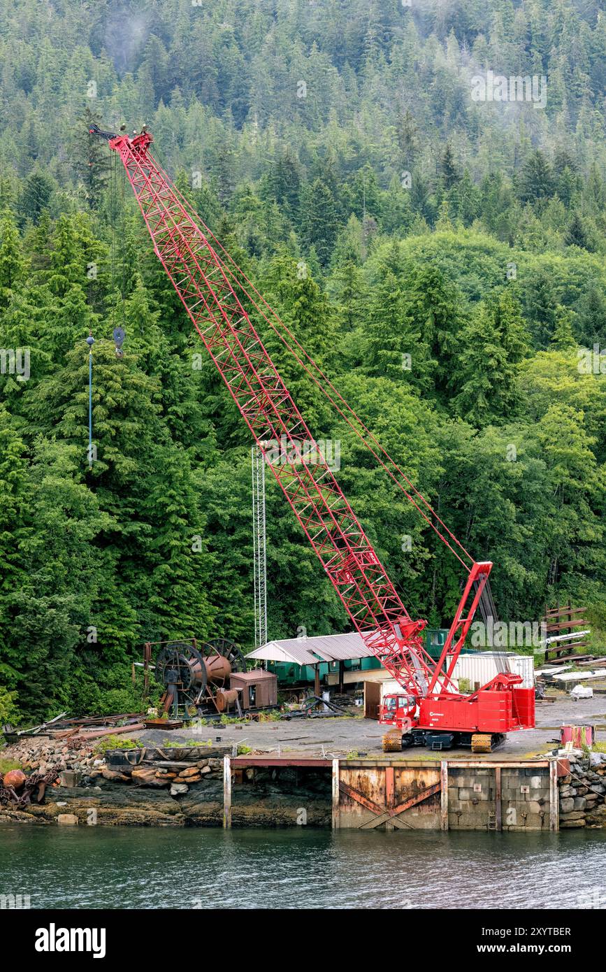 Manitowoc 14000 Lattice-Boom Crawler Crane - Ketchikan, Alaska, USA Foto Stock