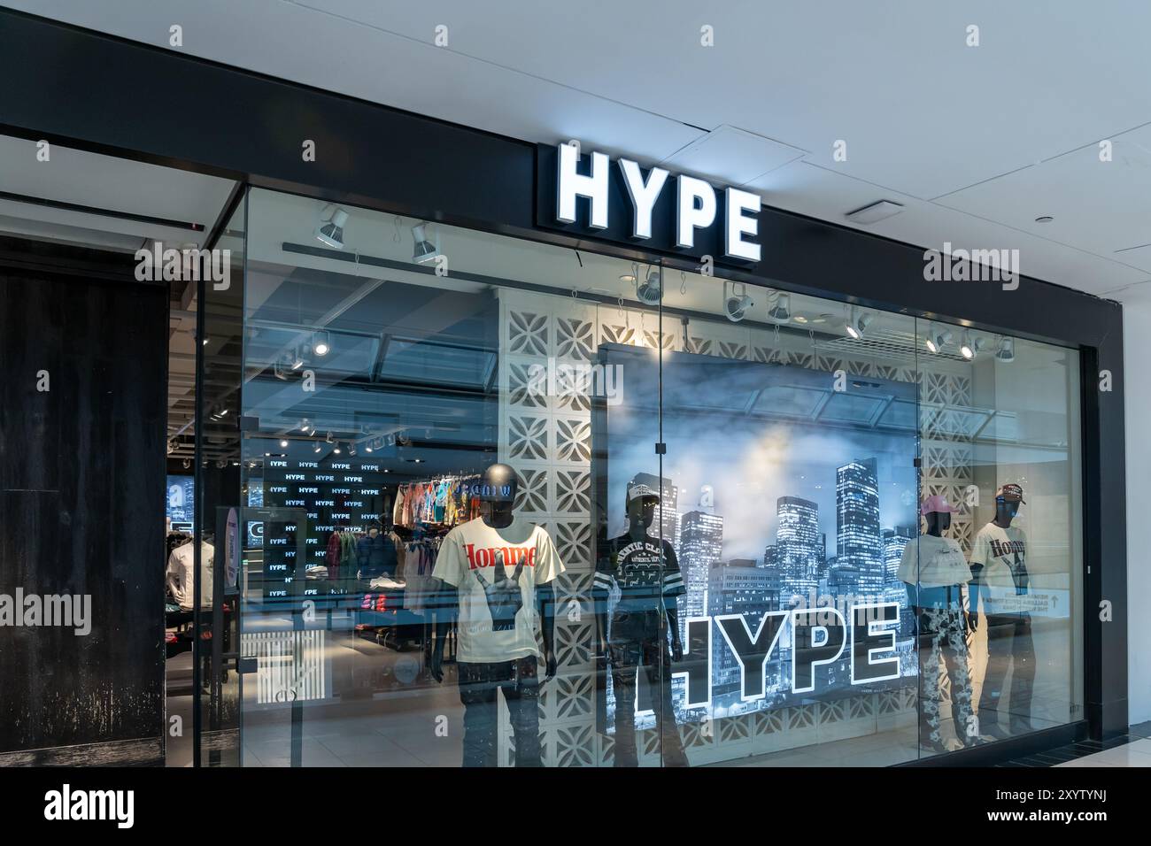 Un negozio di abbigliamento in un centro commerciale di Houston, Texas, Stati Uniti. Foto Stock