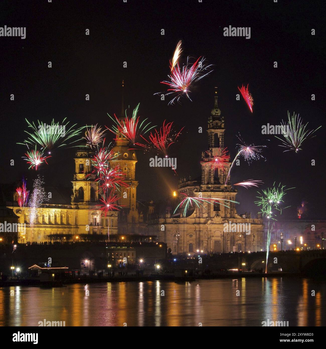 Fuochi d'artificio di Dresda, fuochi d'artificio di Dresda 32 Foto Stock