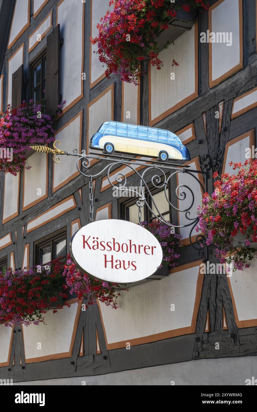 Insegna nasale sulla casa Kaessbohrer nel quartiere Fischerviertel, casa ancestrale di Karl Kaessbohrer, fondatore del successivo Fahrzeugwerke, Ulm, B. Foto Stock