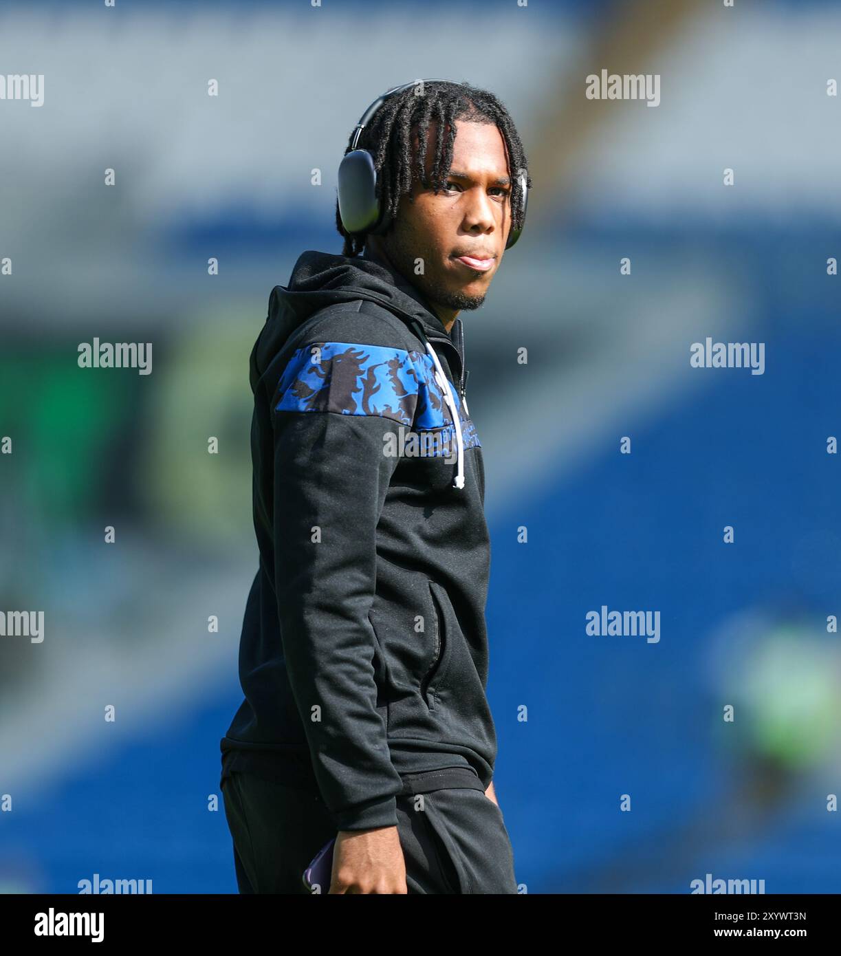 Cardiff City Stadium, Cardiff, Regno Unito. 31 agosto 2024. EFL Championship Football, Cardiff City contro Middlesbrough; Micah Hamilton di Middlesbrough controlla il campo prima della partita Credit: Action Plus Sports/Alamy Live News Foto Stock