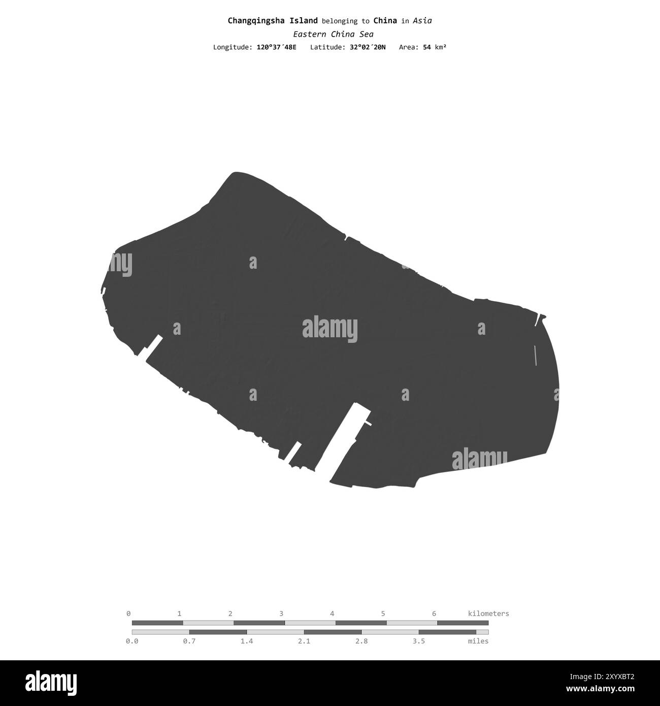 Isola di Changqingsha nel Mar Cinese Orientale, appartenente alla Cina, isolata su una mappa di elevazione a due livelli, con scala di distanza Foto Stock