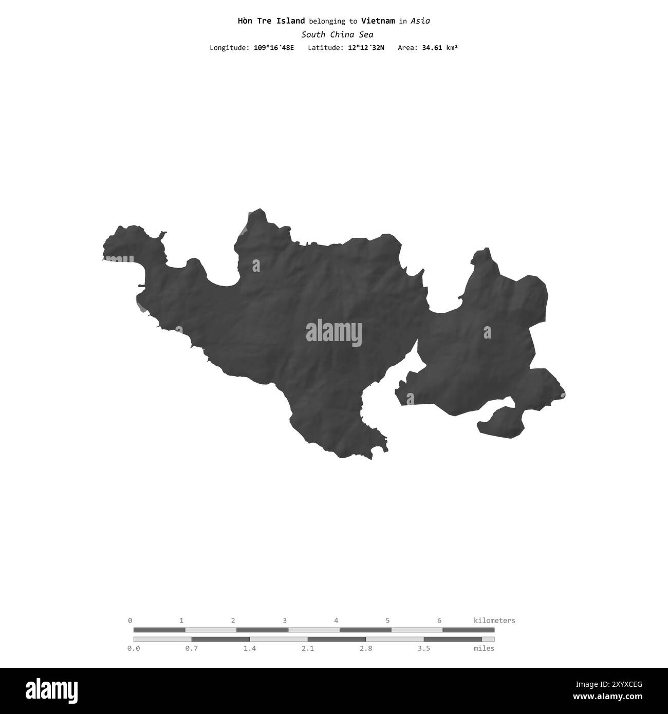Isola di Hon tre nel Mar Cinese meridionale, appartenente al Vietnam, isolata su una mappa di elevazione a due livelli, con scala di distanza Foto Stock
