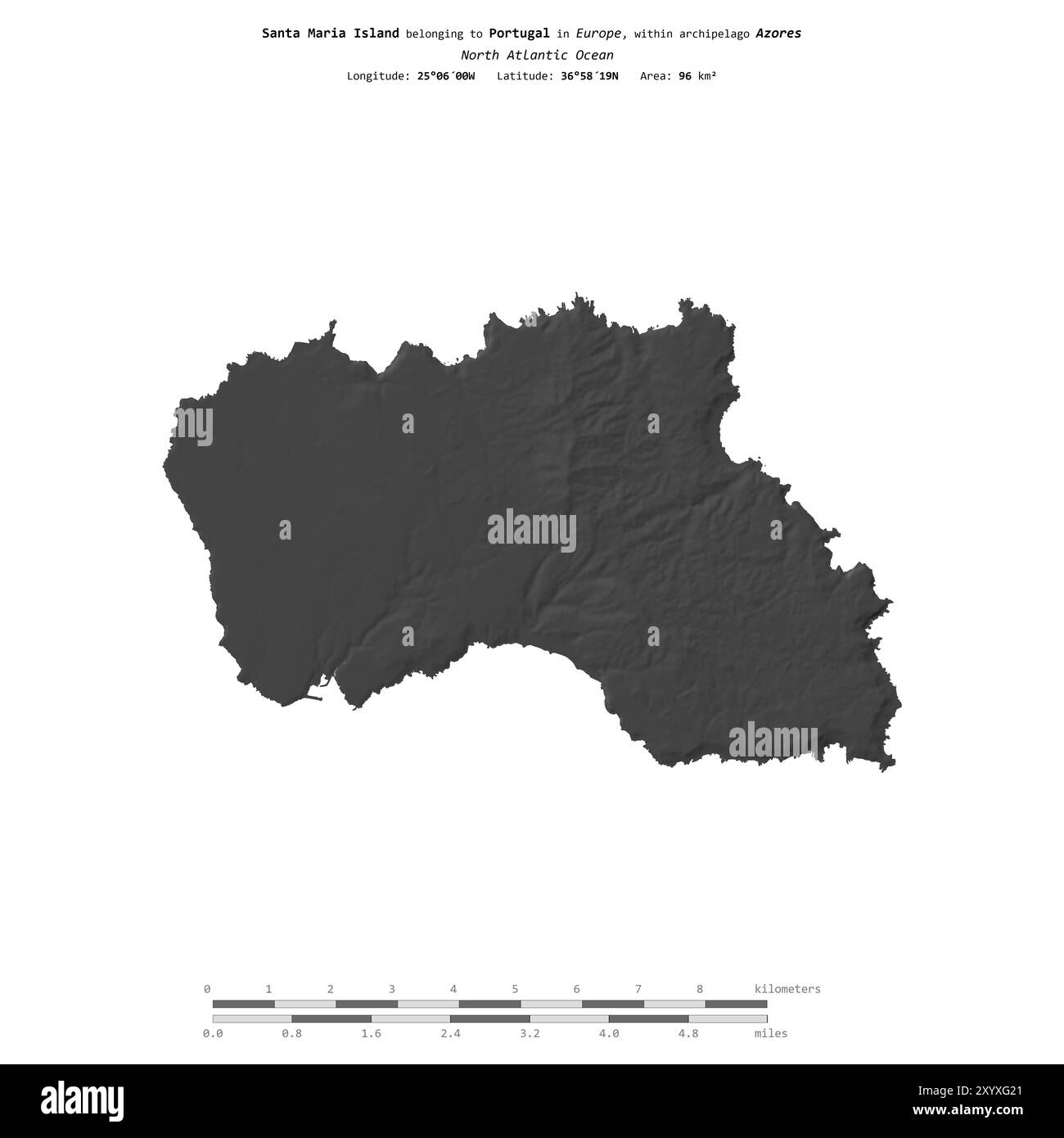 Isola di Santa Maria nell'Oceano Atlantico settentrionale, appartenente al Portogallo, isolata su una mappa di elevazione a due livelli, con scala di distanza Foto Stock
