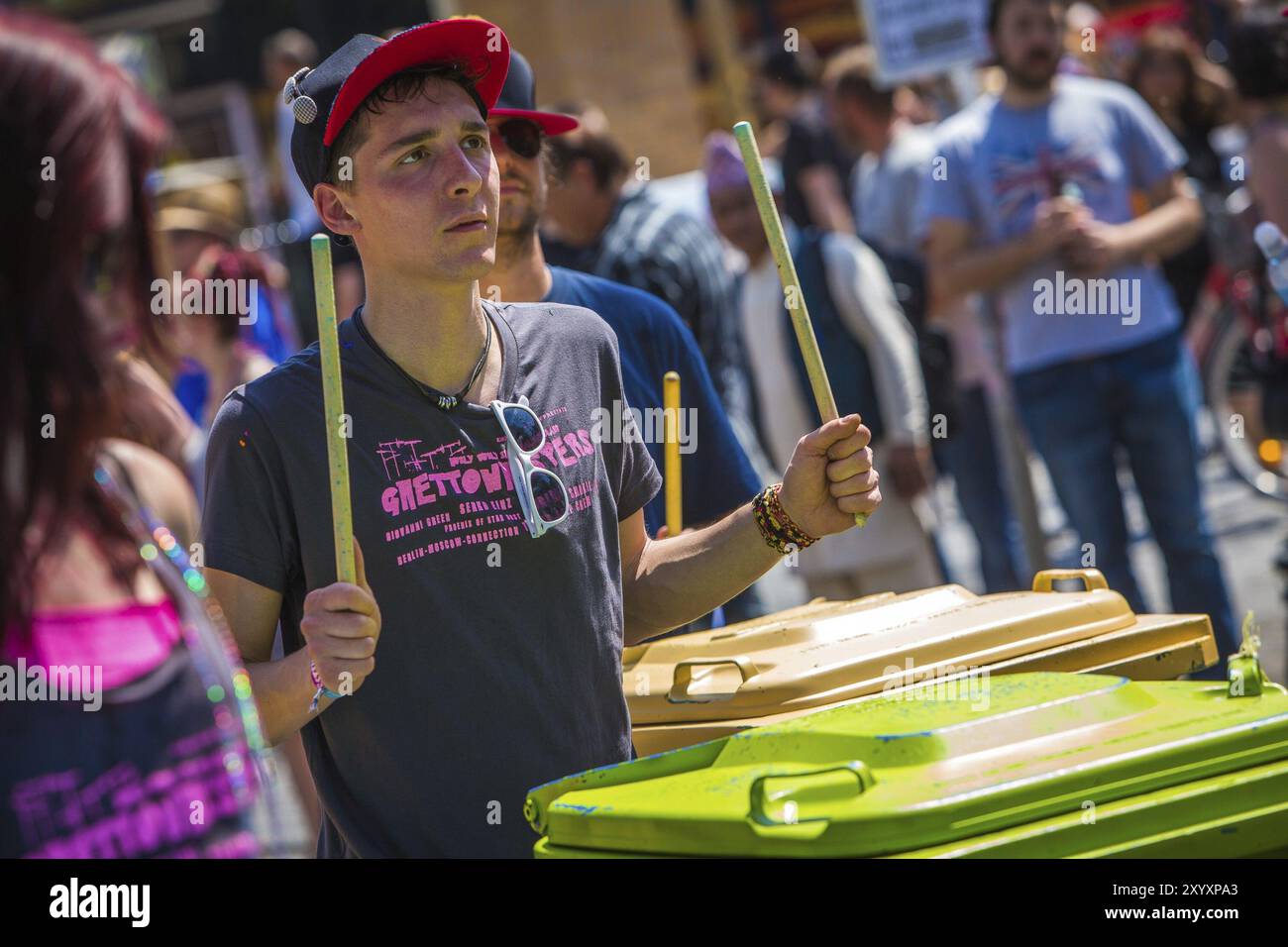 BERLINO, 08 GIUGNO: Partecipanti al Carnevale delle Culture. 8 giugno 2014 a Berlino, Germania, Europa Foto Stock