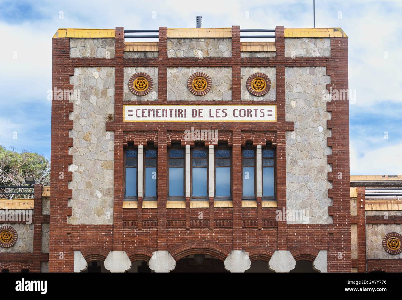Costruzione del cimitero Les Corts a Barcellona, Spagna, Europa Foto Stock