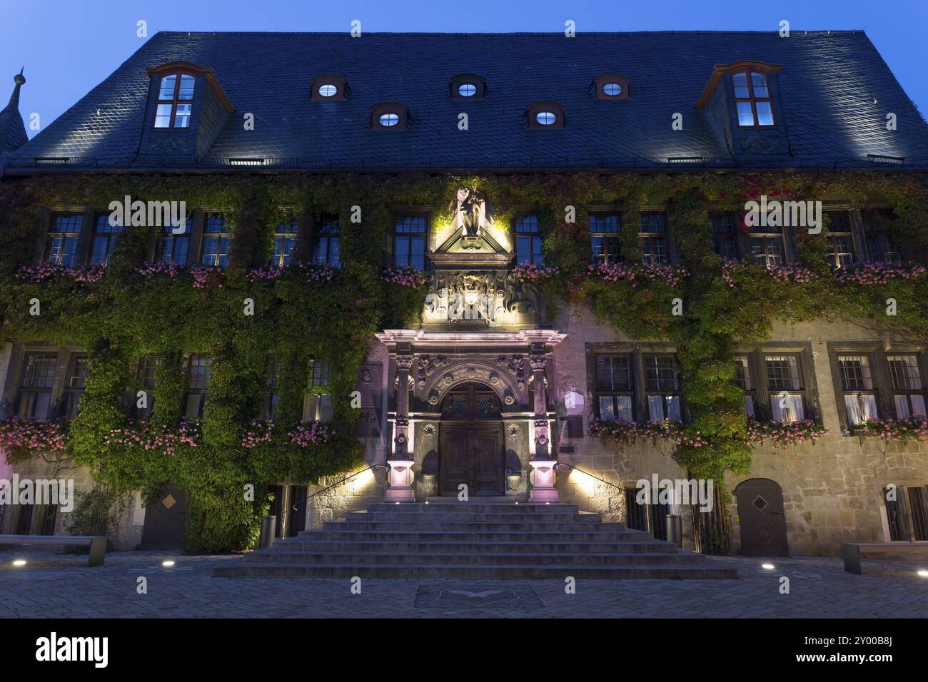 Municipio a Quedlinburg, sui monti Harz, di notte Foto Stock