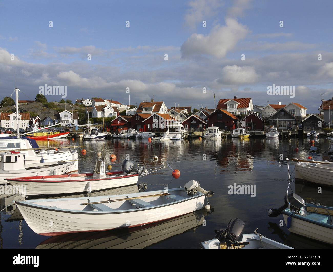 Fjaellbacka, una popolare destinazione turistica sulla costa occidentale svedese Foto Stock