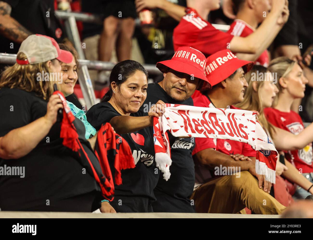 31 agosto 2024: Tifosi pronti per la partita prima di una partita della MLS tra i Philadelphia Union e i New York Red Bulls alla Red Bull Arena di Harrison, New Jersey Mike Langish/CSM Foto Stock