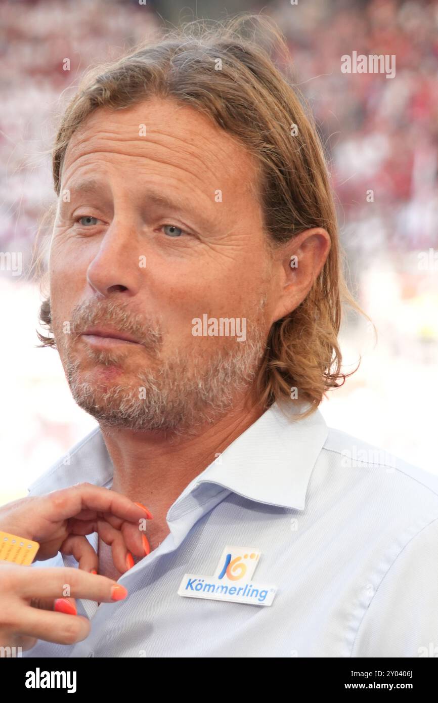 Bo Henriksen (Chef Trainer, Mainz 05) - VfB Stoccarda - 1. FSV Mainz 05 Bundesliga Saison 2024 25, Spieltag 2, VfB Stoccarda - 1. FC Mainz 05. Deutschland, Stuttgart, MHP Arena, 30.08.2024 (LE NORMATIVE DFL DFB VIETANO QUALSIASI USO DI FOTOGRAFIE come SEQUENZE IAMGE e/o QUASI-VIDEO). Foto Stock